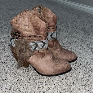 Not Rated Lexington Booties